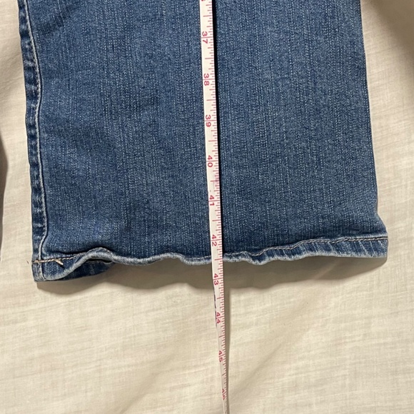 Torrid First at Fit Women’s Blue Denim Washed Jeans. Straight leg. Size 20 - Picture 6 of 8